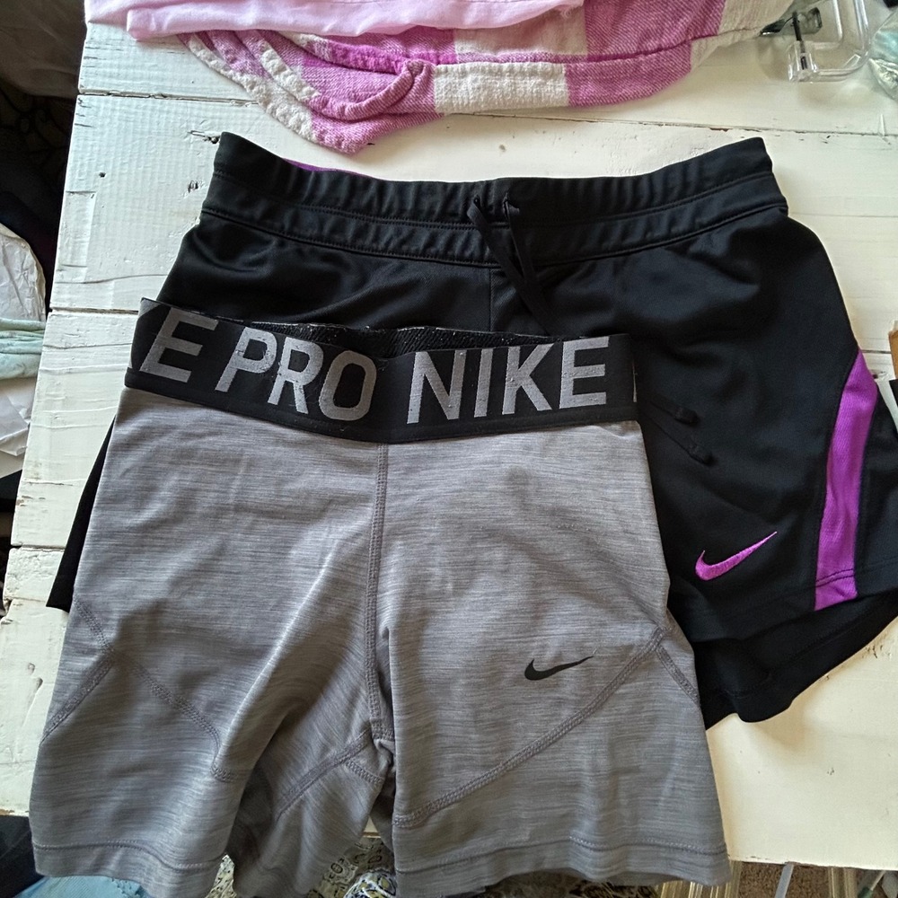 Nike Dri-FIT Shorts Bundle Nike Pro Gray Heather & Black Purple XS S